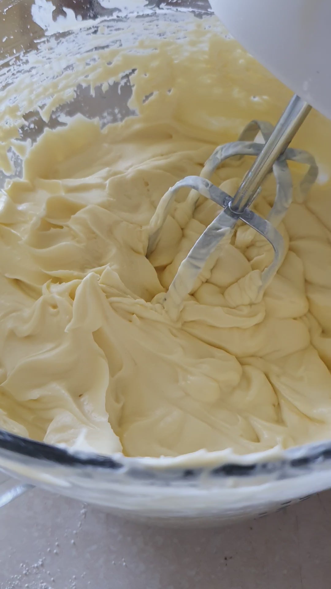 Load video: Terra Mata Tallow Whipped body butter